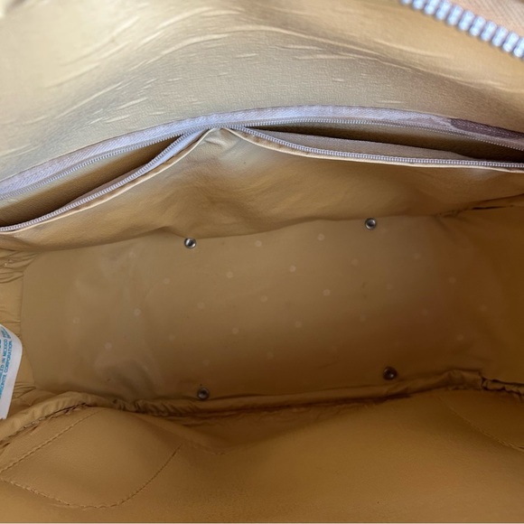 Samsonite Tan and Yellow Travel Bags for Adventurous Journeys - Picture 5 of 6